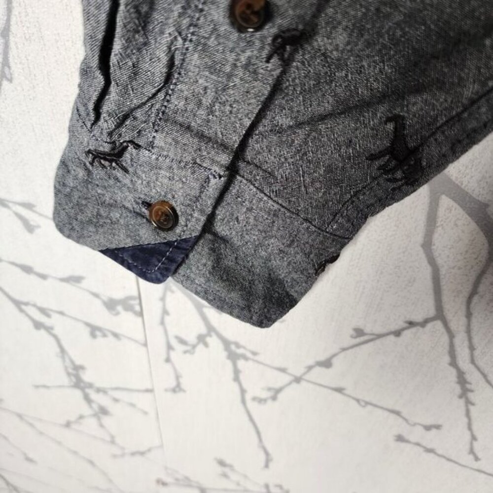 Lrg Clothing Equipment Gray Chambray Giraffe Embroidered Shirt View 4
